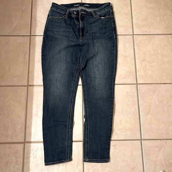 Old navy high rise super skinny jeans - Picture 1 of 3